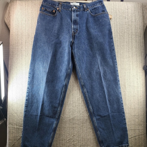 Levis 560 Jeans Mens 36x31 Blue Denim Comfort Fit Relaxed Tapered Medium Wash - Picture 2 of 9